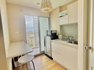 For sale studio condo in Yan Nawa, Bangkok