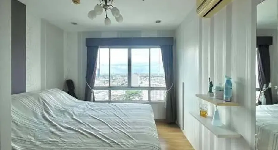For sale studio condo in Yan Nawa, Bangkok