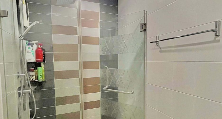 For sale studio condo in Yan Nawa, Bangkok