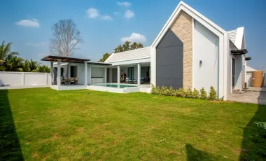 For rent 4 ベッドルーム villa in Hua Hin, Prachuap Khiri Khan