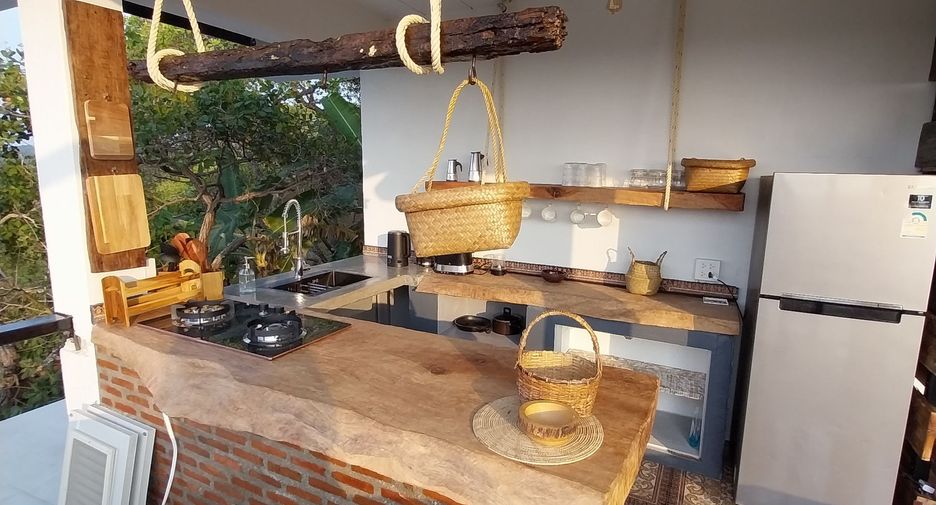 Продажа 7 спальни вилла в Mueang Ranong, Ranong