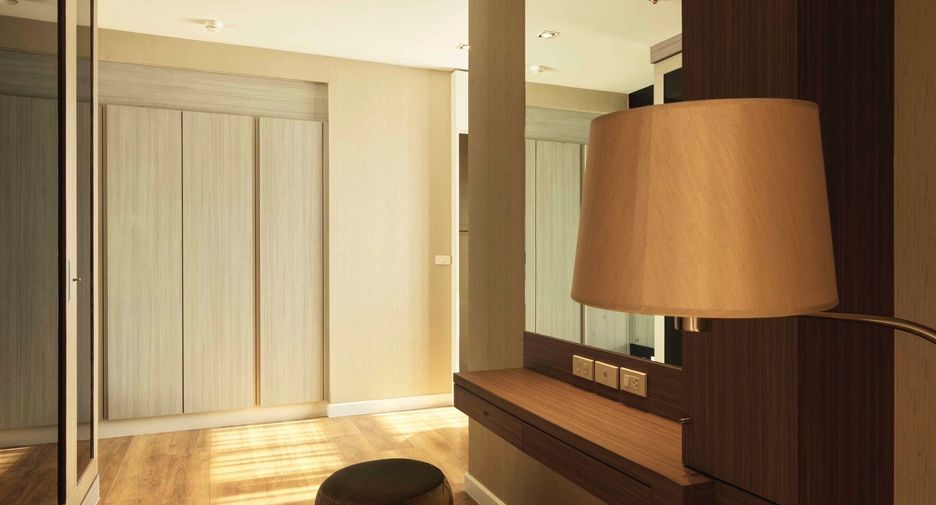 For sale and for rent 3 bedrooms condo in Khlong Toei, Bangkok