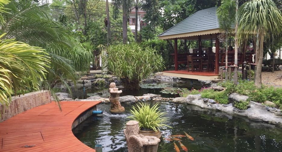 For sale 4 bedrooms villa in Bang Phli, Samut Prakan