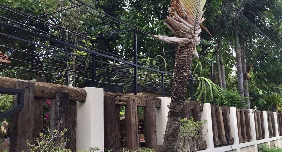 For sale 4 bedrooms villa in Bang Phli, Samut Prakan