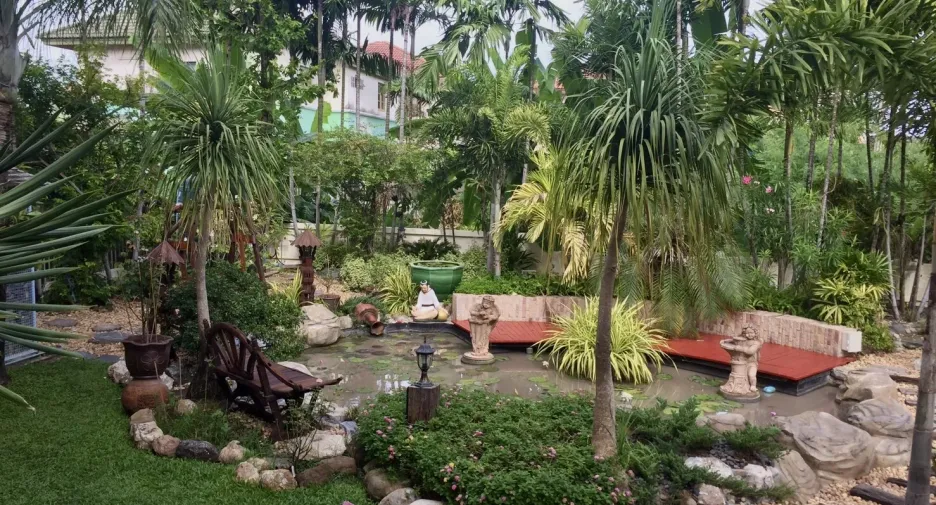 For sale 4 bedrooms villa in Bang Phli, Samut Prakan