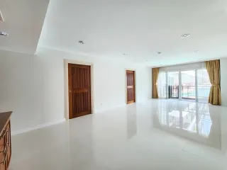 出售 3 卧室 公寓 在 Cha-Am, Phetchaburi