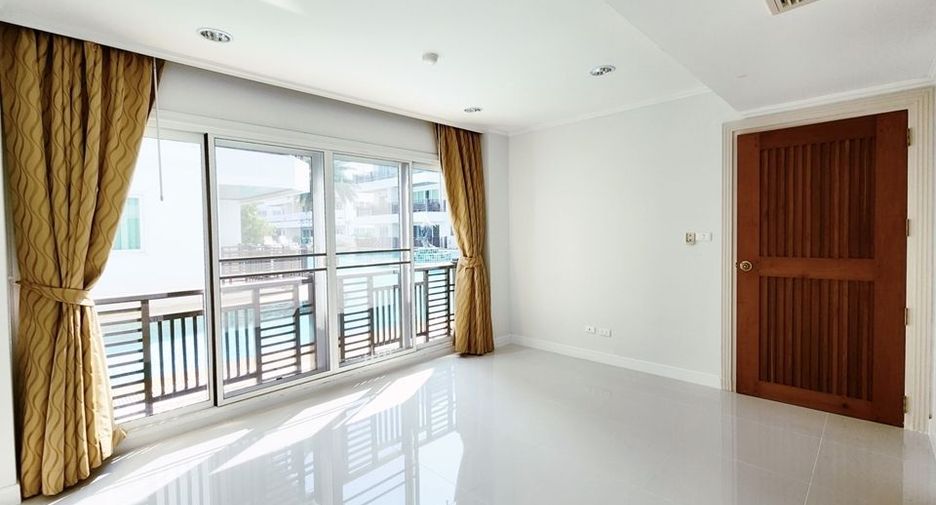 For sale 3 bedrooms condo in Cha Am, Phetchaburi