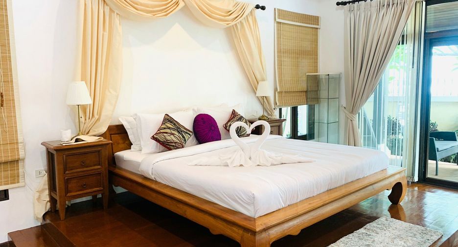For rent 3 bedrooms villa in Bang Lamung, Chonburi