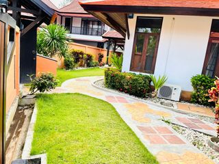 Villa en alquiler de 3 habitaciones en Bang Lamung, Chonburi