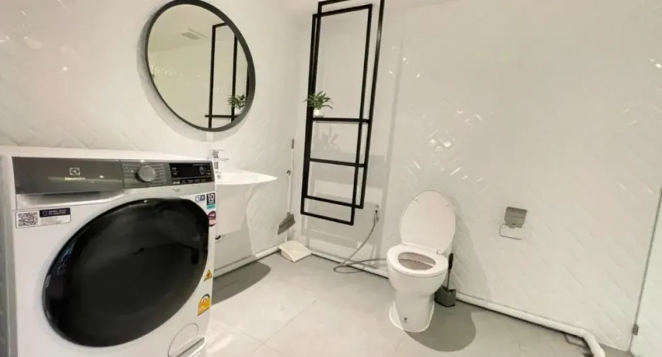 For sale 2 bedrooms condo in Bang Rak, Bangkok