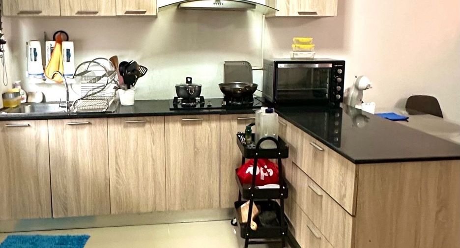 For sale 3 bedrooms townhouse in Mae Rim, Chiang Mai