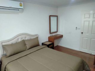 For sale and for rent 3 bedrooms condo in Yan Nawa, Bangkok