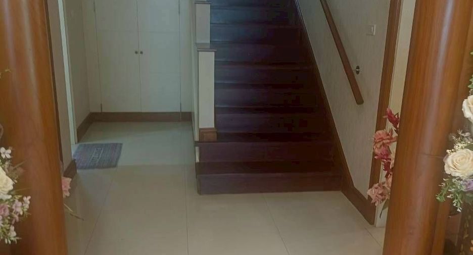 For sale 4 ベッドルーム house in Suan Luang, Bangkok