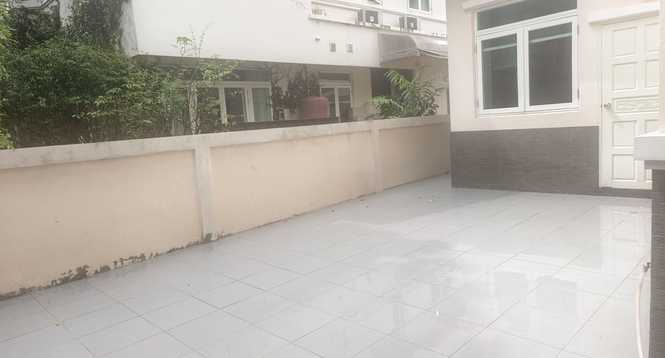 For sale 4 ベッドルーム house in Suan Luang, Bangkok