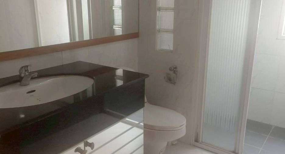 For sale 4 ベッドルーム house in Suan Luang, Bangkok