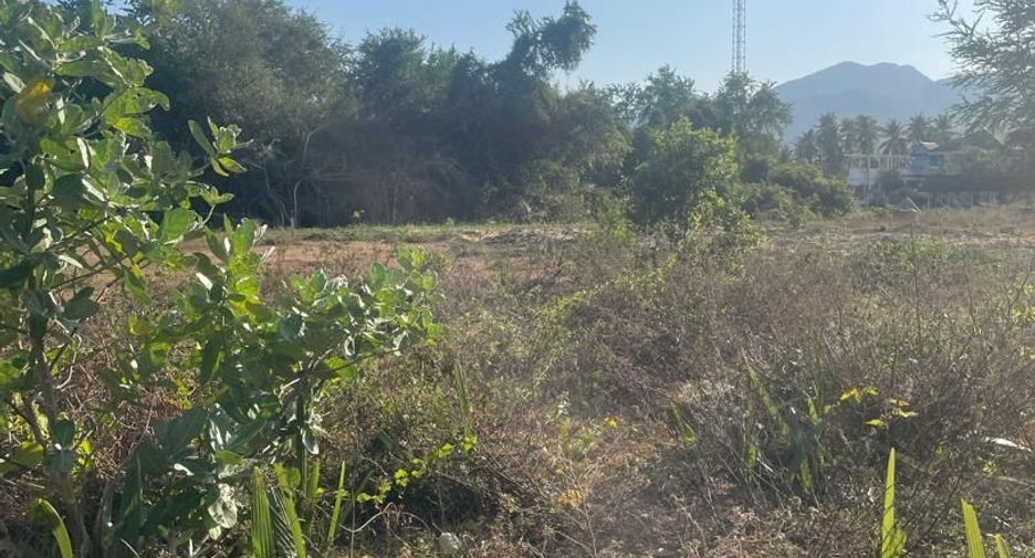 À vendre terrain à Sam Roi Yot, Prachuap Khiri Khan