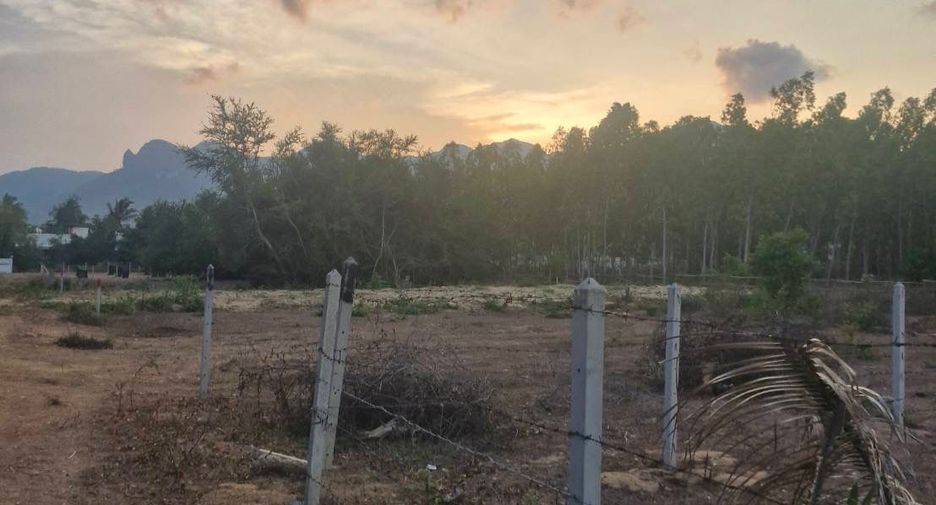 À vendre terrain à Sam Roi Yot, Prachuap Khiri Khan