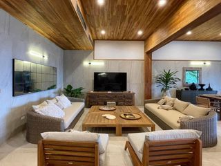 For sale and for rent 10 bedrooms villa in Ko Samui, Surat Thani