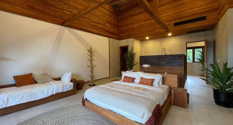 For sale and for rent 10 bedrooms villa in Ko Samui, Surat Thani