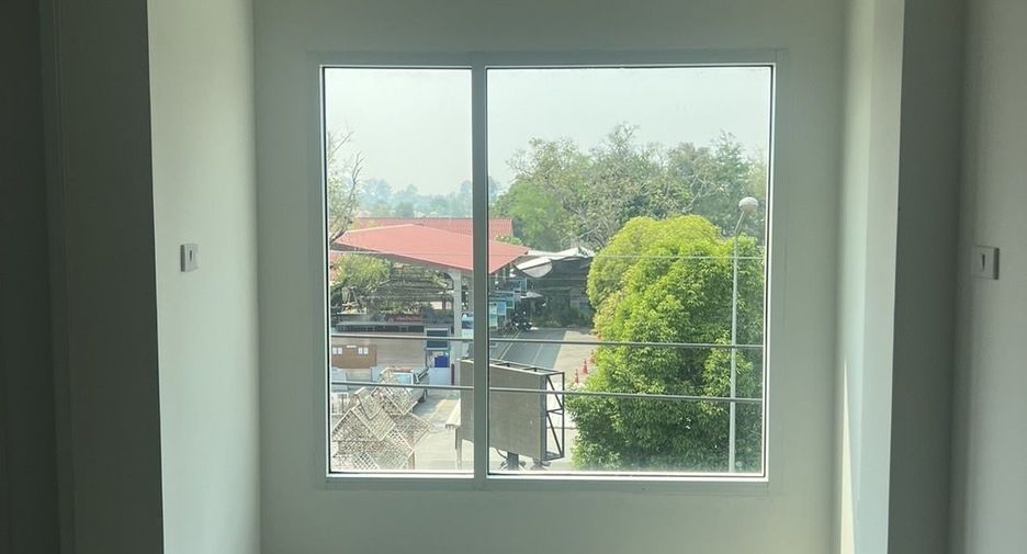 For sale 3 bedrooms townhouse in Doi Saket, Chiang Mai
