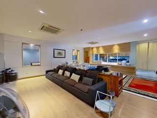 For sale 4 ベッドルーム retail Space in Mueang Chiang Mai, Chiang Mai