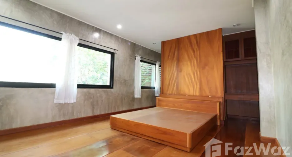 Продажа 5 спальни дом в Mueang Chiang Mai, Чианг Маи