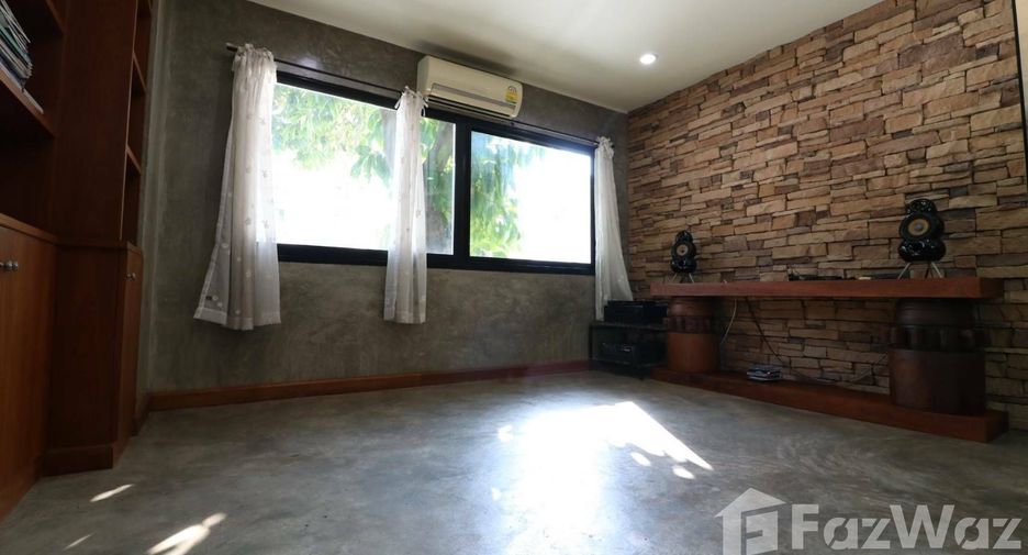 Продажа 5 спальни дом в Mueang Chiang Mai, Чианг Маи