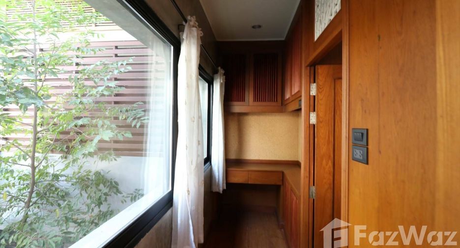 Продажа 5 спальни дом в Mueang Chiang Mai, Чианг Маи
