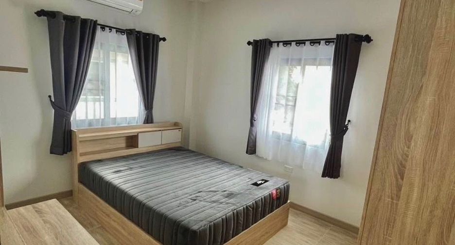 Casa en alquiler de 4 habitaciones en Saraphi, Chiang Mai