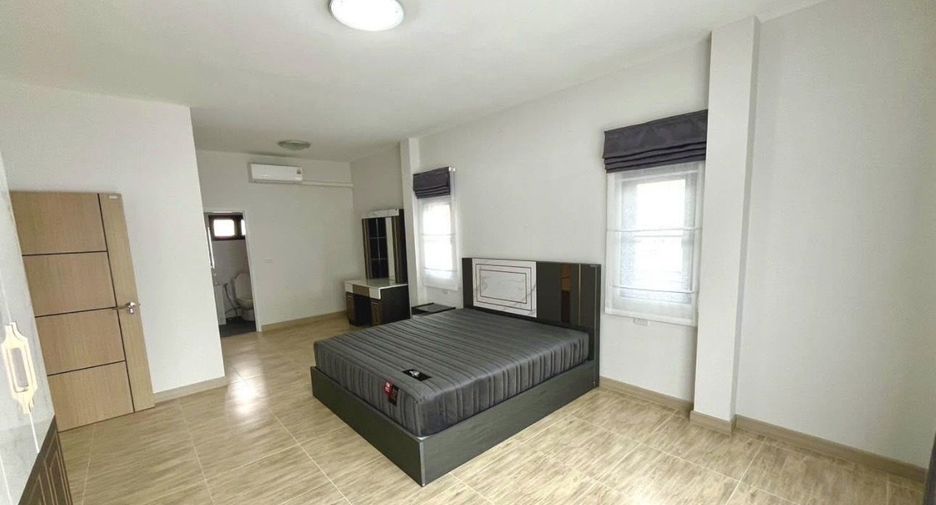 Casa en alquiler de 4 habitaciones en Saraphi, Chiang Mai