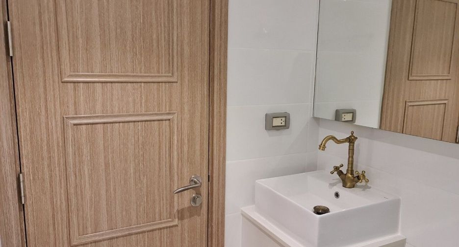 À vendre et à louer 3 chambres condo à Bang Lamung, Chonburi