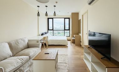 For sale and for rent studio condo in Khlong San, Bangkok
