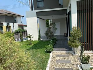 À louer 3 chambres maison à San Kamphaeng, Chiang Mai