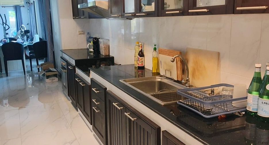 Продажа 3 спальни дом в Ча Ам, Пхетбури