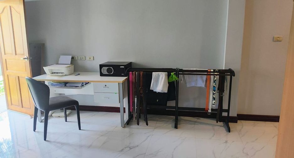 For sale 3 ベッドルーム house in Cha Am, Phetchaburi