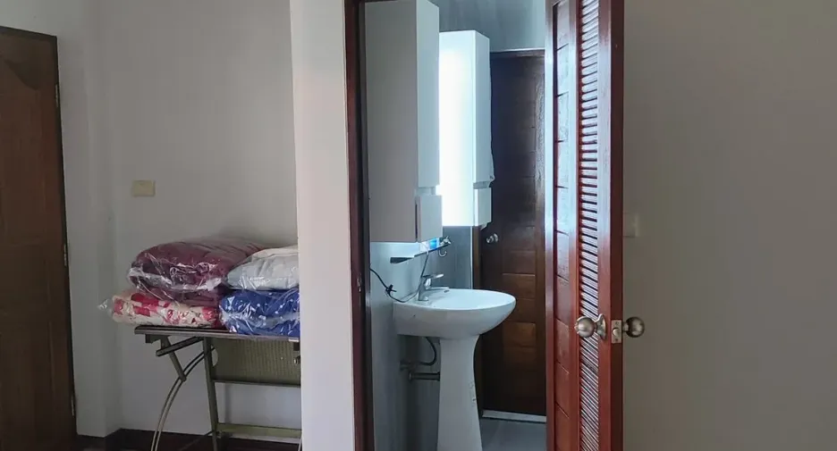 For sale 3 ベッドルーム house in Cha Am, Phetchaburi
