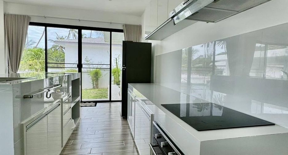 À louer 3 chambres villa à Ko Samui, Surat Thani