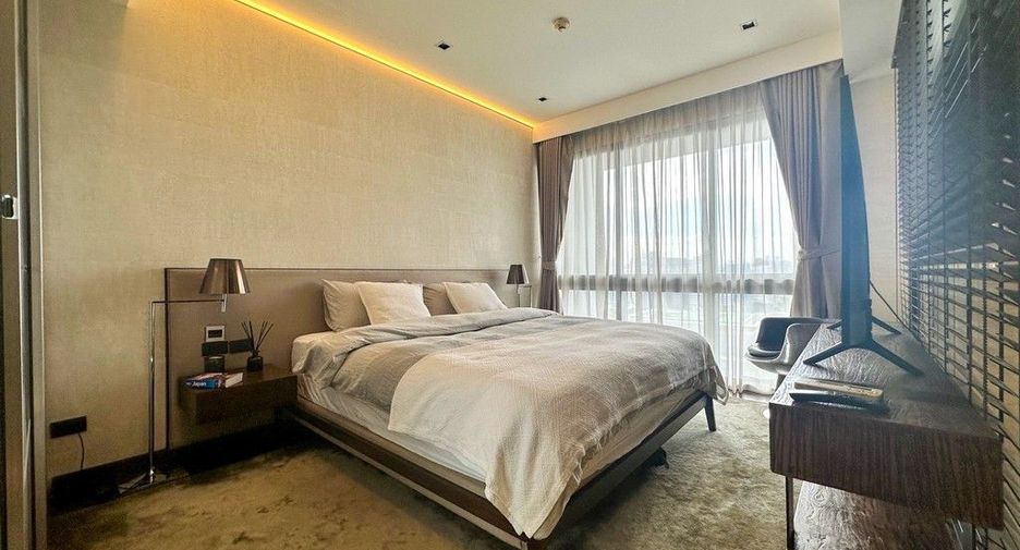 For sale 2 bedrooms condo in Khlong Toei, Bangkok