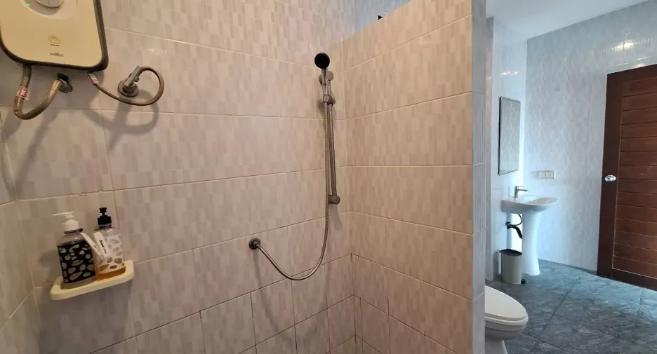 For rent 3 bedrooms villa in Hua Hin, Prachuap Khiri Khan