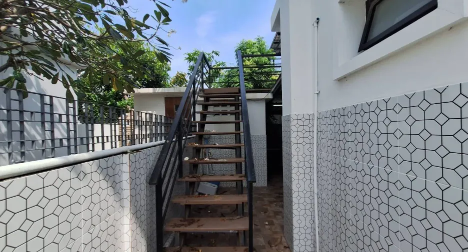 For rent 3 bedrooms villa in Hua Hin, Prachuap Khiri Khan