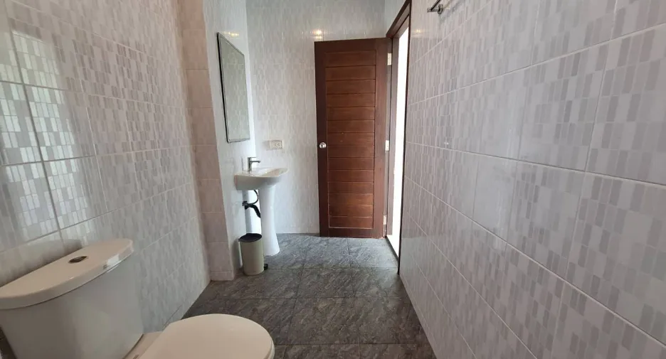 For rent 3 bedrooms villa in Hua Hin, Prachuap Khiri Khan