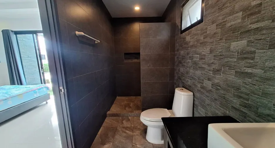 For rent 3 bedrooms villa in Hua Hin, Prachuap Khiri Khan