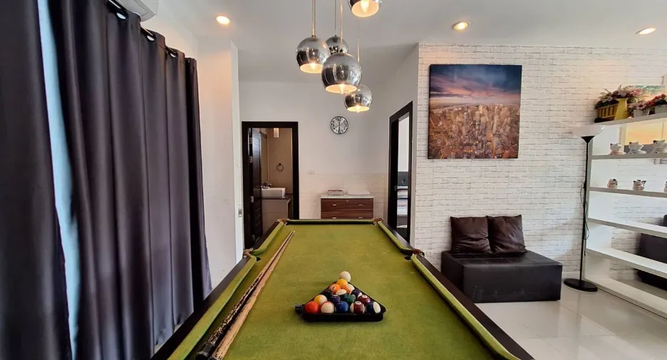 For rent 3 bedrooms villa in Hua Hin, Prachuap Khiri Khan