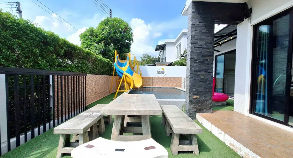 For rent 3 bedrooms villa in Hua Hin, Prachuap Khiri Khan