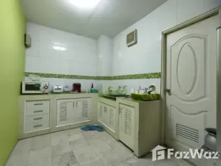Продажа 3 спальни таунхаус в Буенг Кум, Бангкок