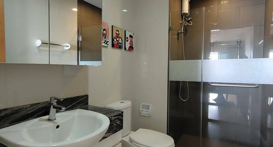 For sale 2 bedrooms condo in Bang Rak, Bangkok