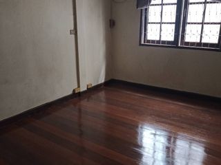 出售 和 出租 4 卧室 联排别墅 在 Bang Kapi, 曼谷