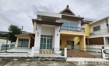À louer 4 chambres maison à San Sai, Chiang Mai