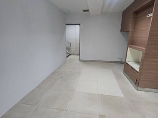 For rent retail Space in Mueang Chiang Mai, Chiang Mai