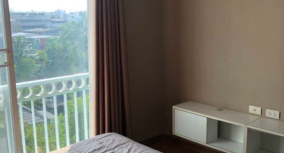 For sale 1 bed condo in Pom Prap Sattru Phai, Bangkok